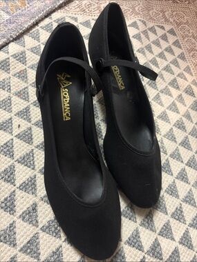 Sodanca dance shoes  8.5 L  Mary Jane Heels with Strap